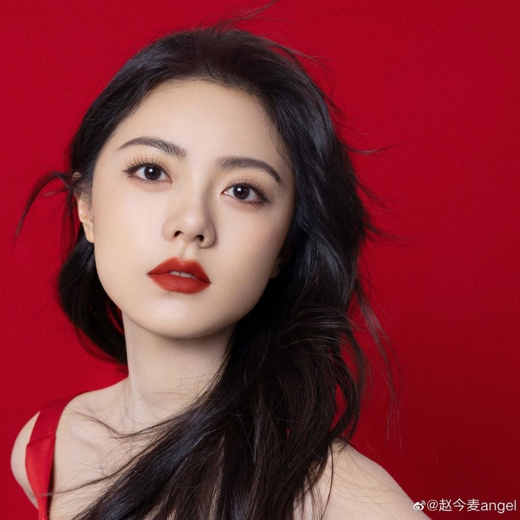 Son Lancome L'absolu Rouge Intimatte 196 French Touch - Vỏ Vàng