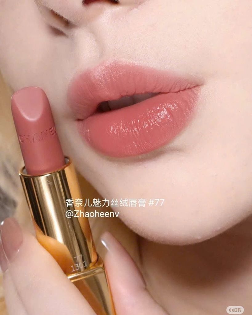 Son Chanel Rouge Allure Velvet 77 Affranchie
