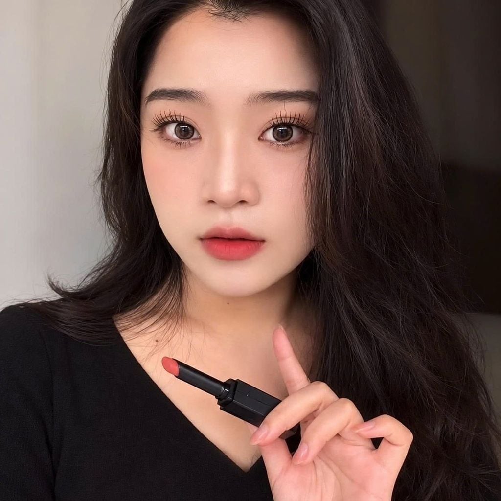 Son Dior On Stage Matte 325 Famous Rose 2.2g