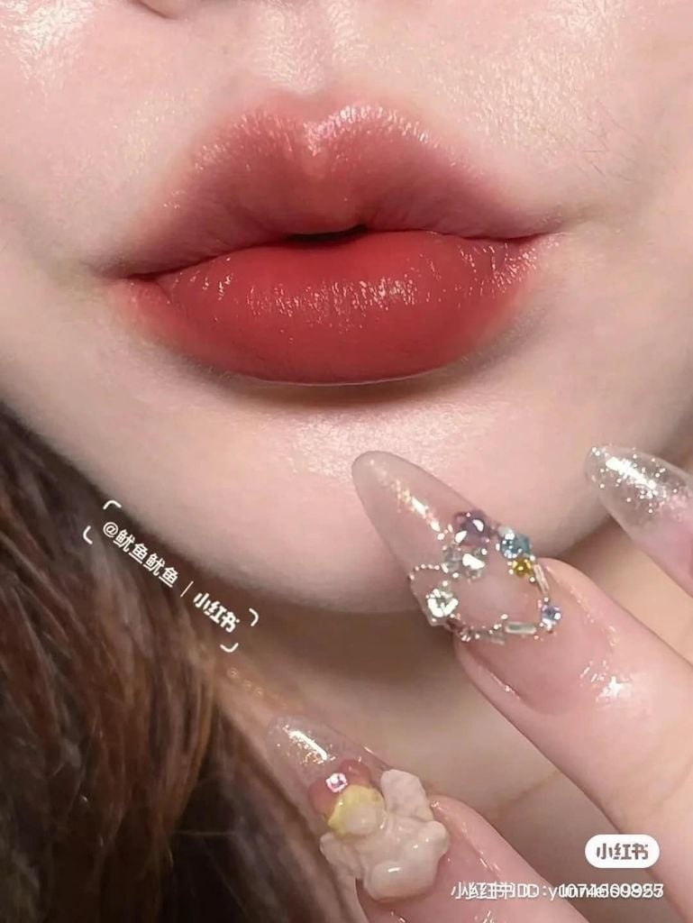 Son Chanel Rouge Allure Luminous Intense 211 Subtile