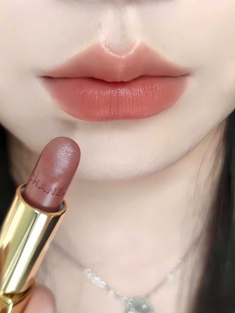 Son Chanel Rouge Allure Velvet 78 Inimitable