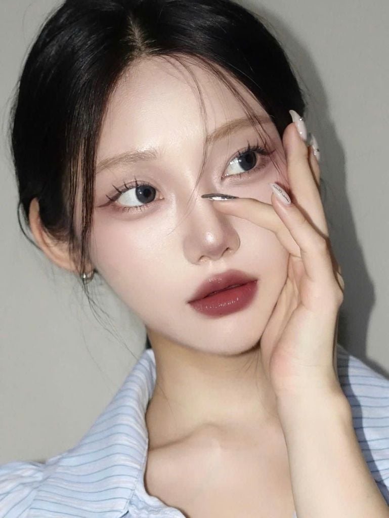 Son Dưỡng Dior Addict Lip Glow 073 BlackBerry