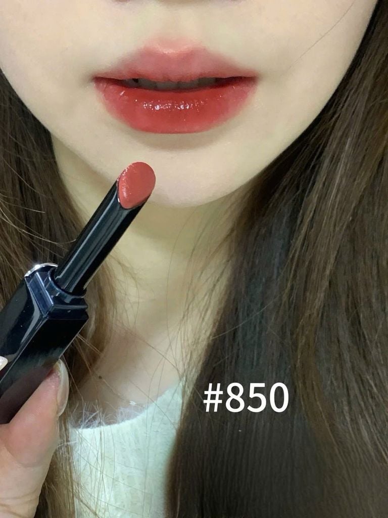 Son Dior Rouge On Stage Shine 850 Red Fortune