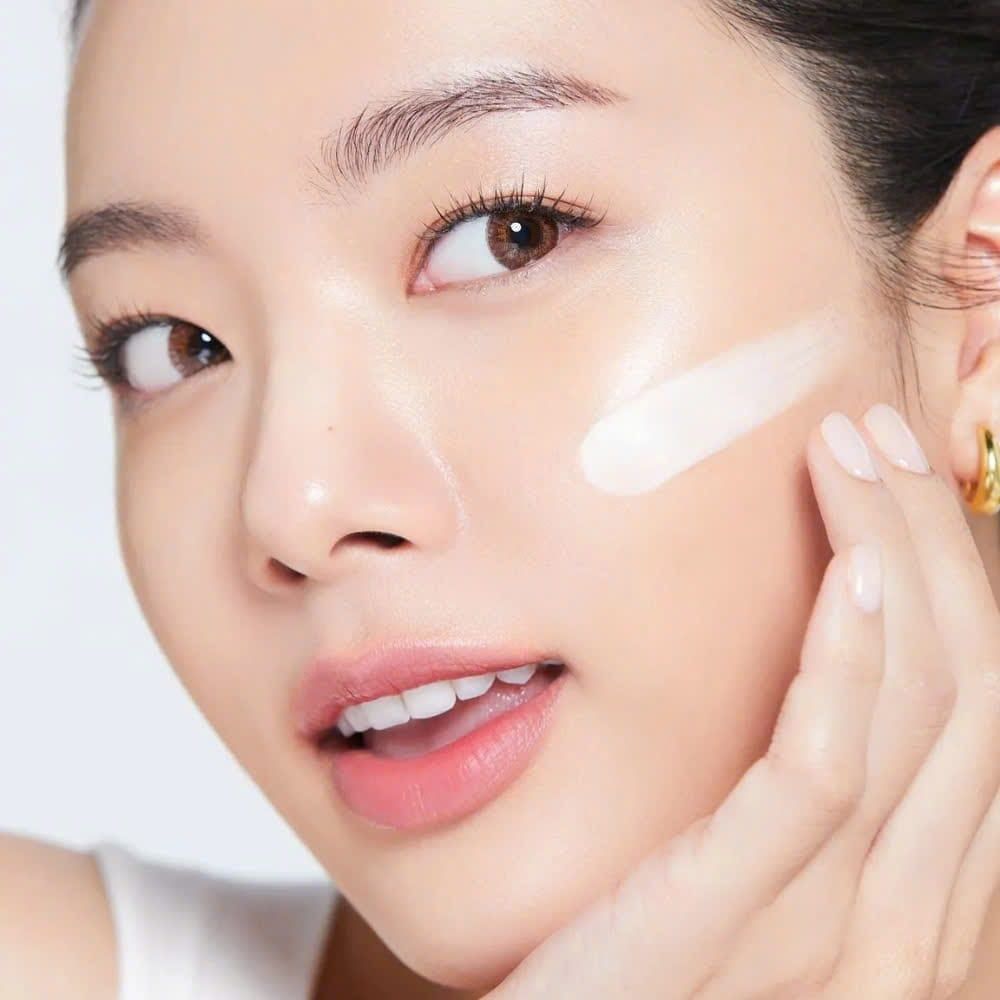 Kem Lót Dưỡng Ẩm Bobbi Brown Vitamin Enriched Face Base 15ml