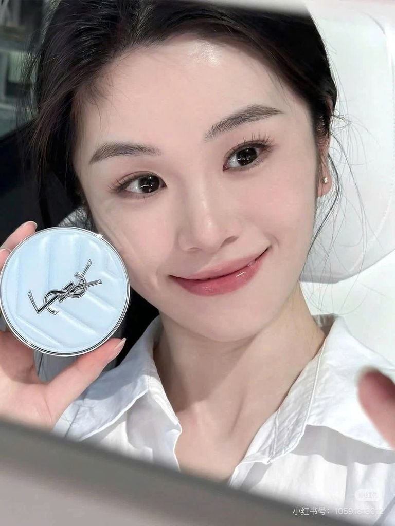 Phấn Nước Yves Saint Laurent YSL All Hours Blur Cushion ( Vỏ Xanh