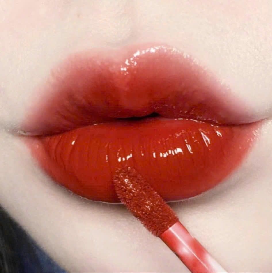 Son Kem 2 Đầu Chanel Le Rouge Duo Ultra Tenue 176 Burning Red