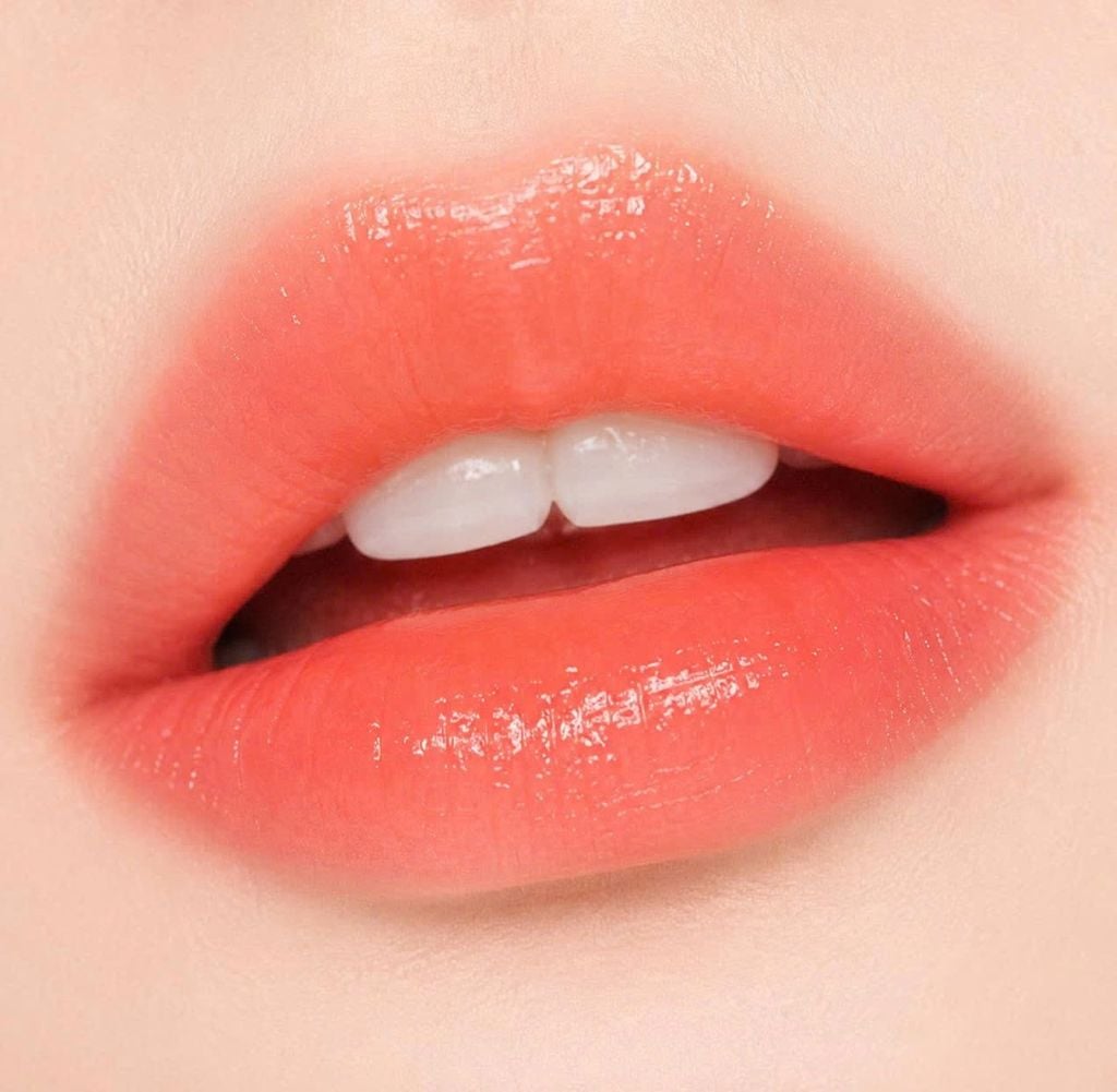 Son Dưỡng Môi Dior Collagen Addict Lip Maximizer 004 Coral