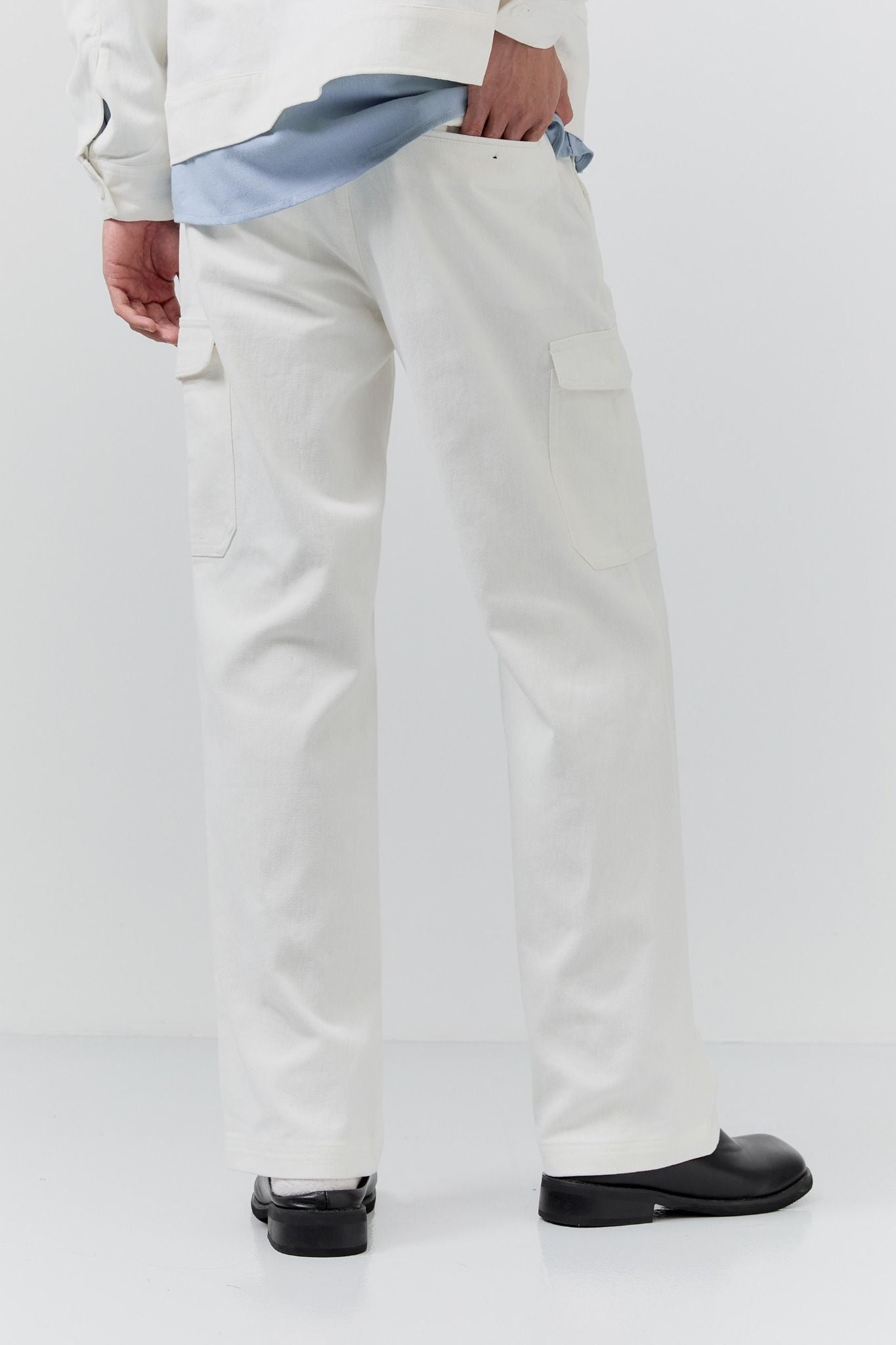 Quần Kaki Straight Cargo Essential