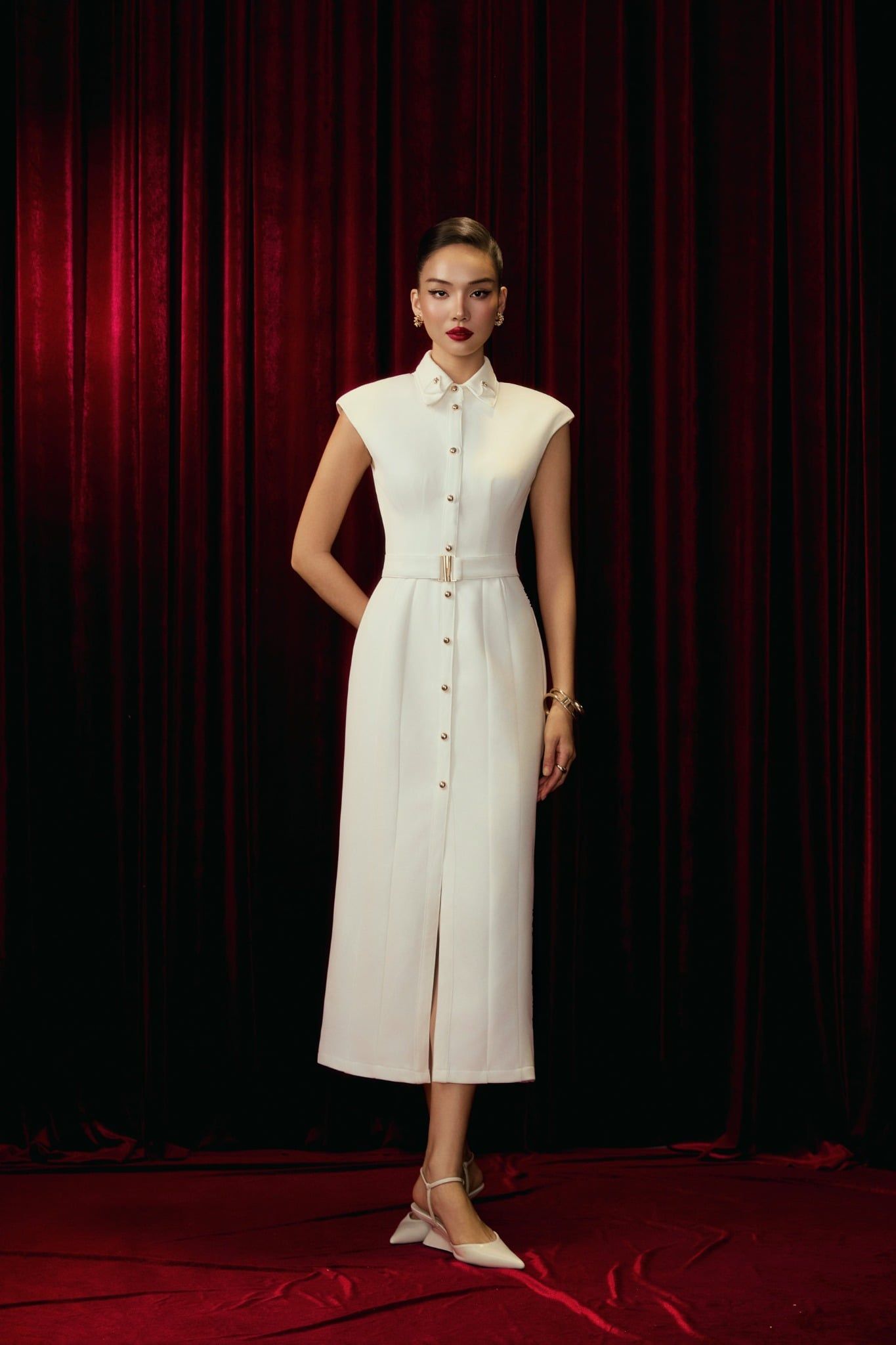  Đầm Dài Classic Black Pleats 