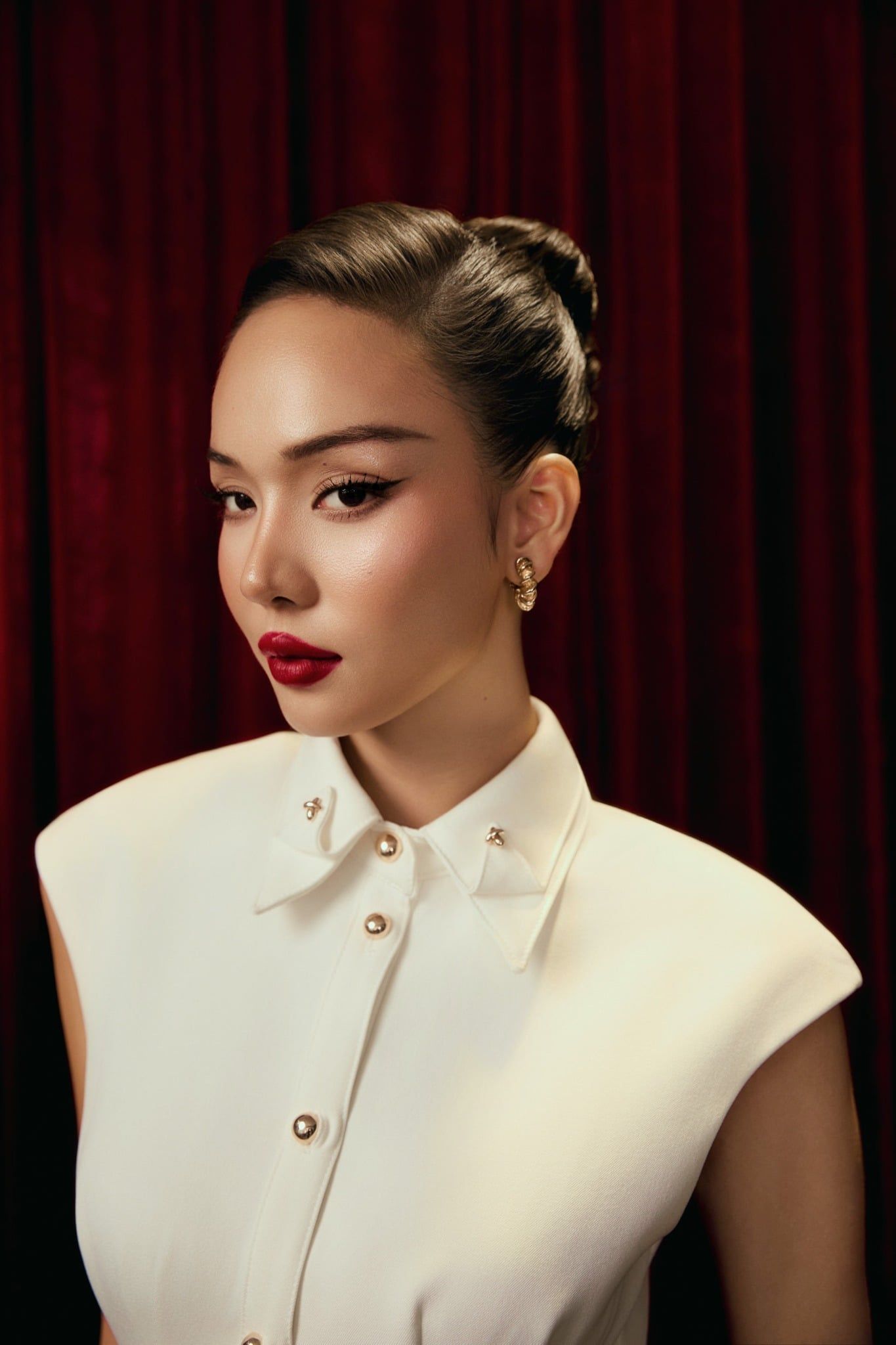 Đầm Dài Classic Black Pleats