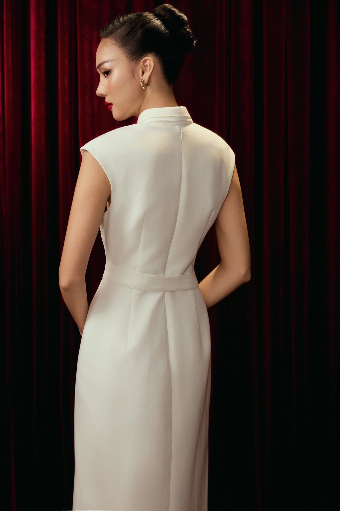 Đầm Dài Classic Black Pleats