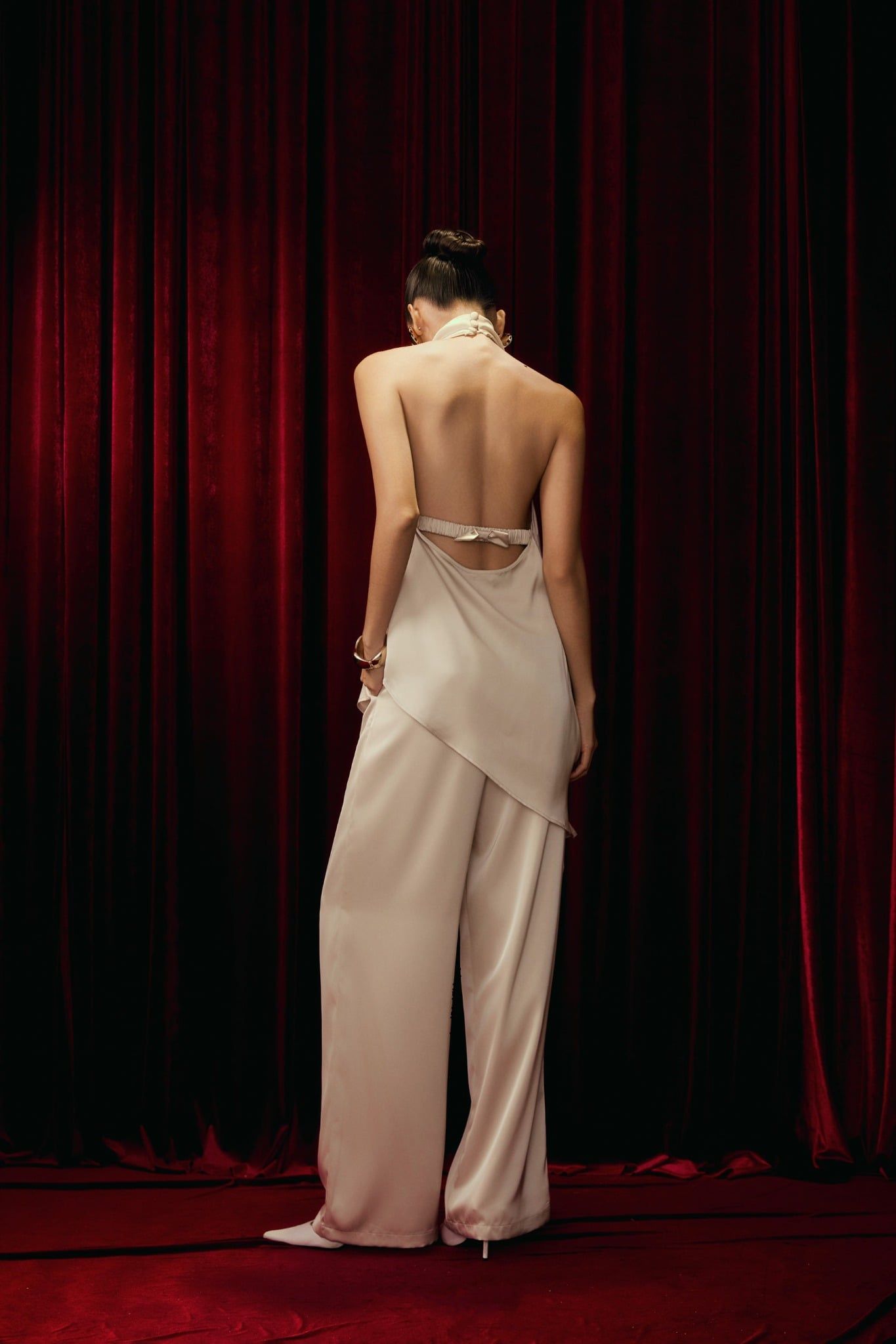 Set Áo Yếm Quần Dài Lụa