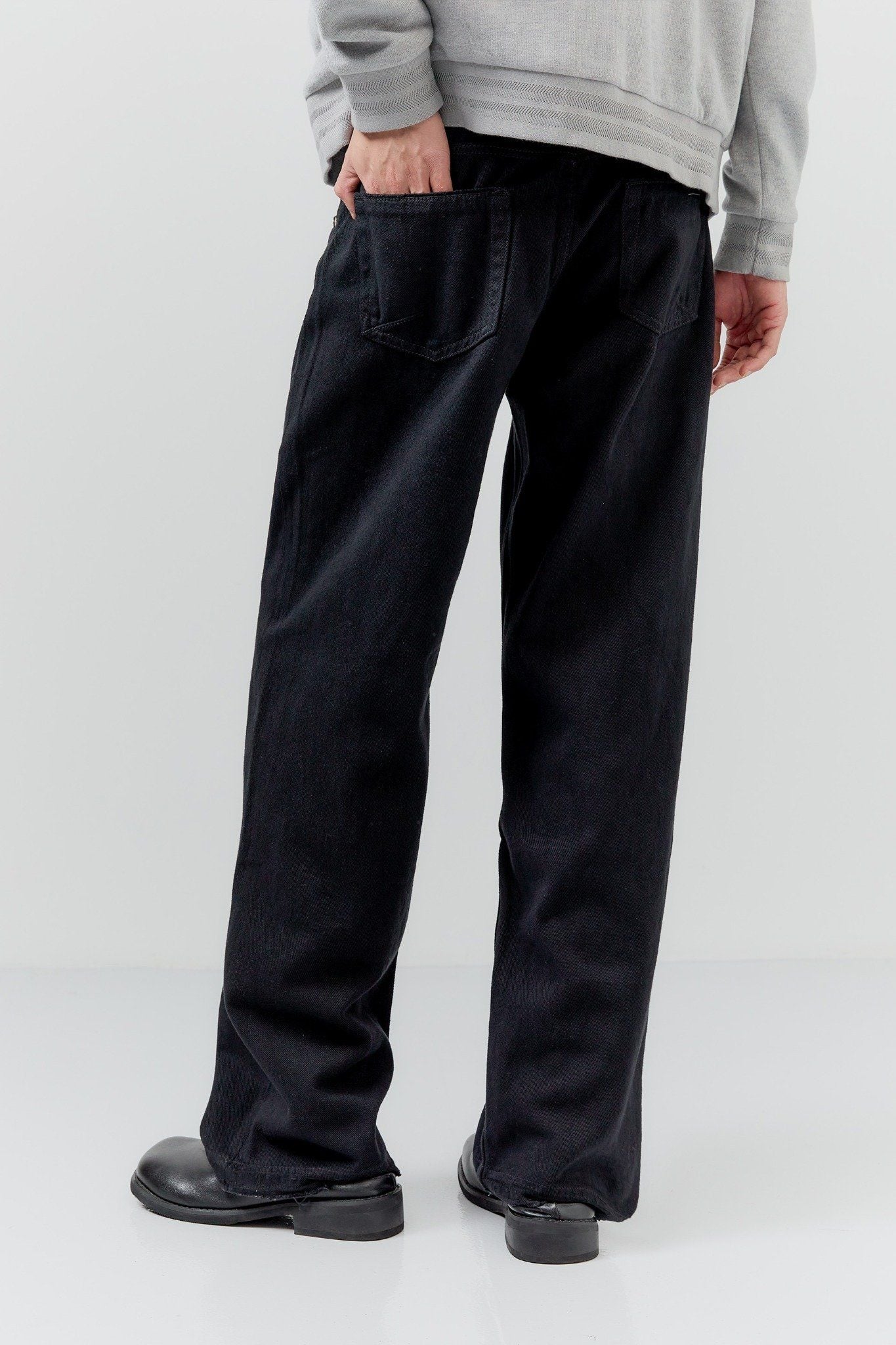 Quần Jean Straight Wedding Black White