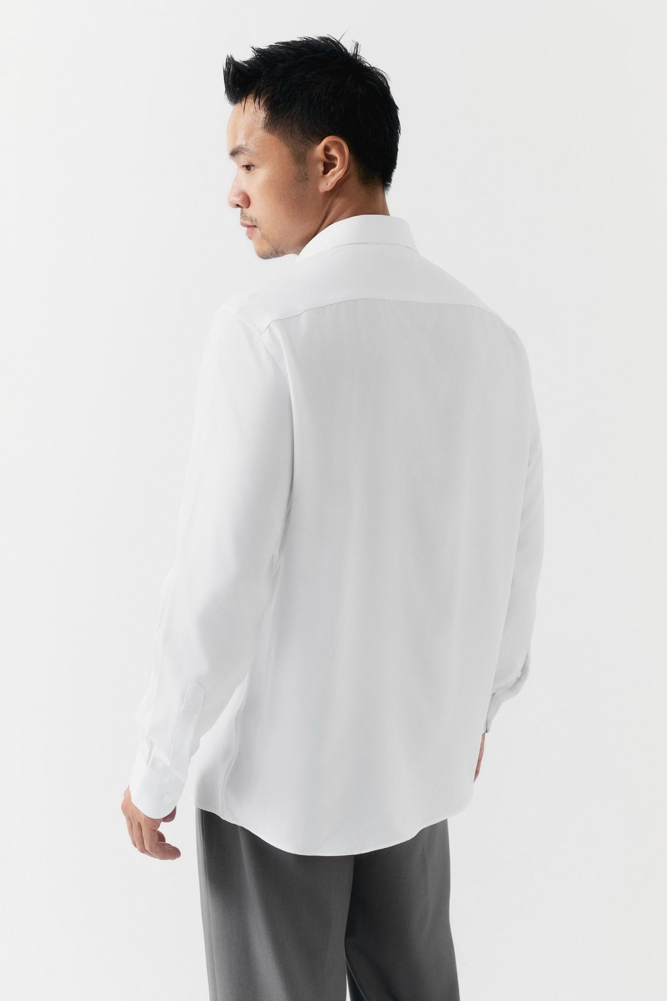 Áo Sơ Mi Office Relaxed White Label