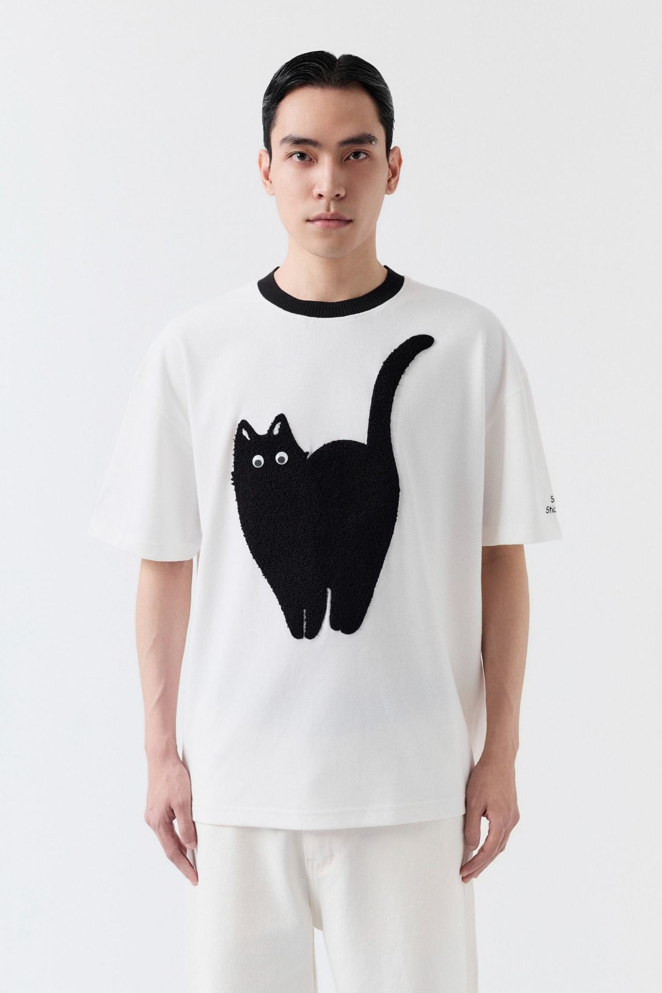  Áo Thun Oversize Thêu Black Cat 