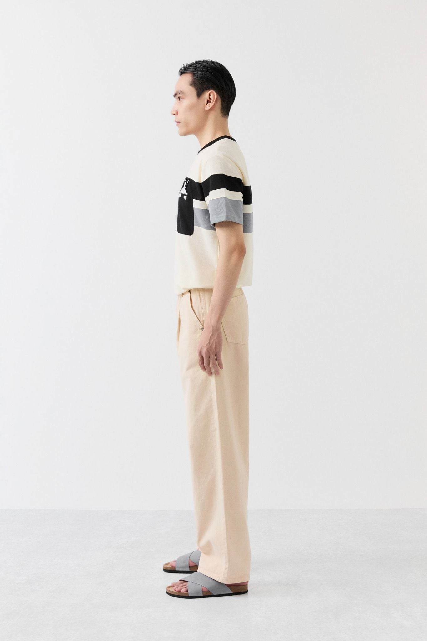 Quần Kaki Straight Basic Xếp Ly Vintage