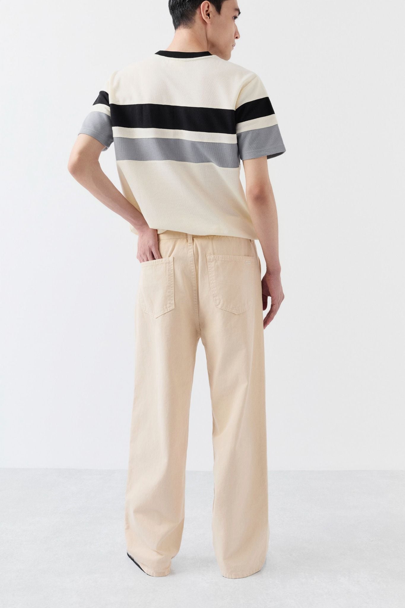 Quần Kaki Straight Basic Xếp Ly Vintage