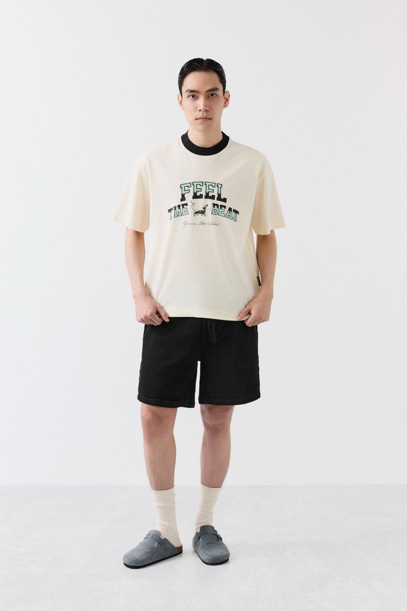 Quần Short Relaxed Black White Passion