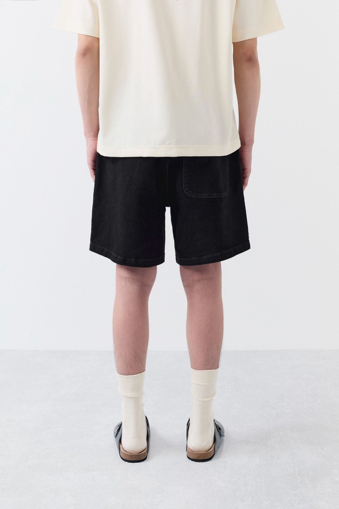 Quần Short Relaxed Black White Passion