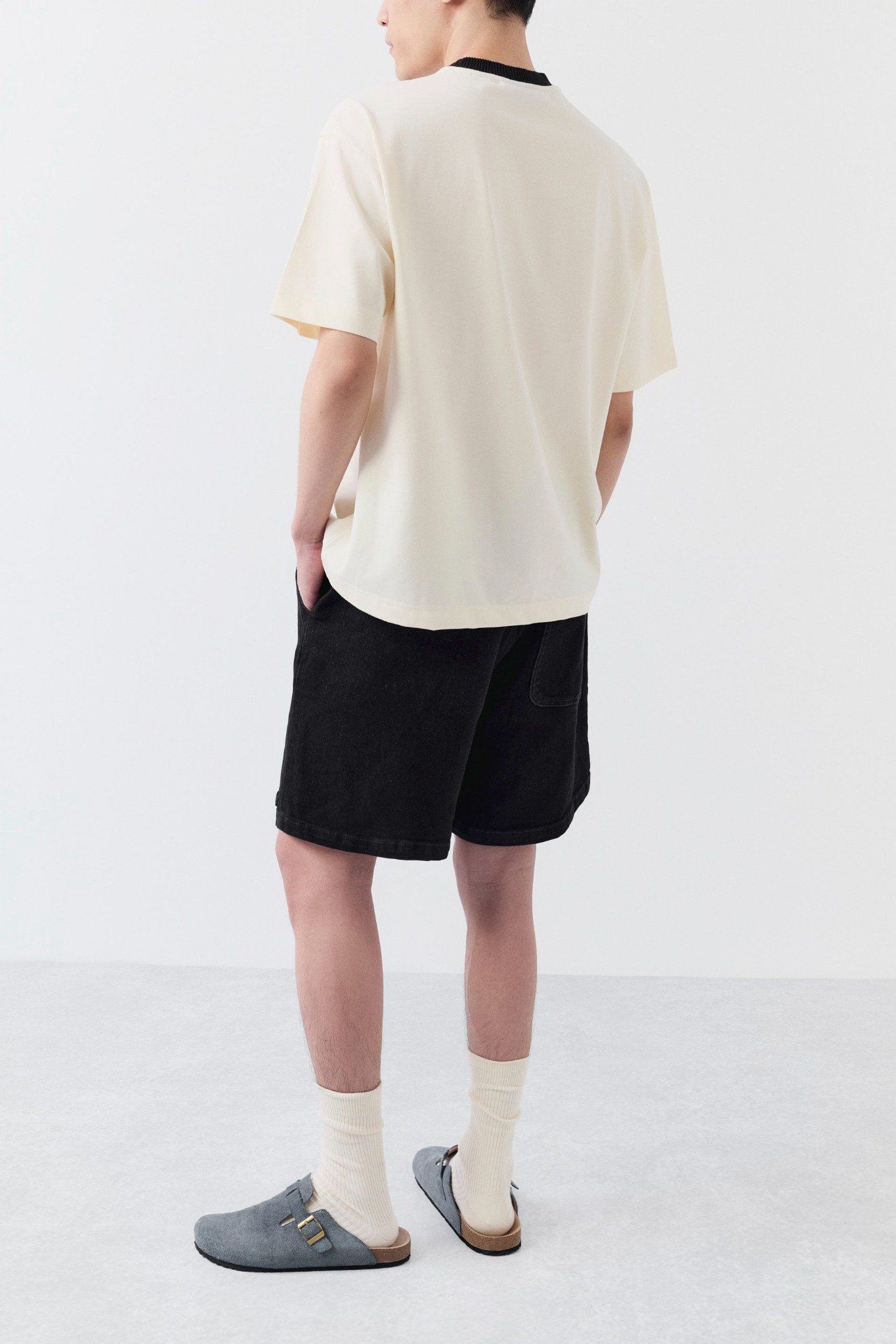 Quần Short Relaxed Black White Passion