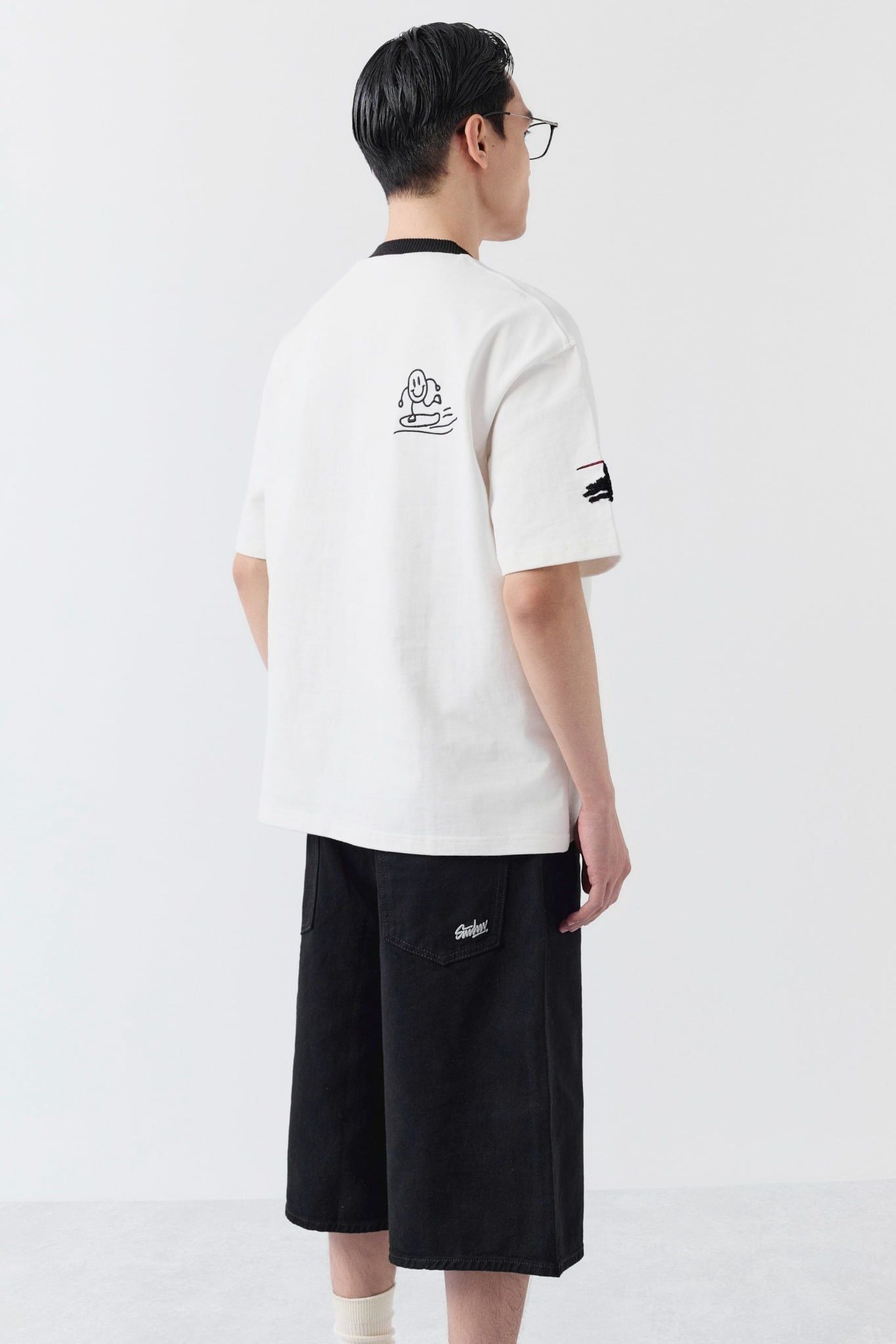 Quần Short Straight Bermuda Logo SMHW Thêu 3D