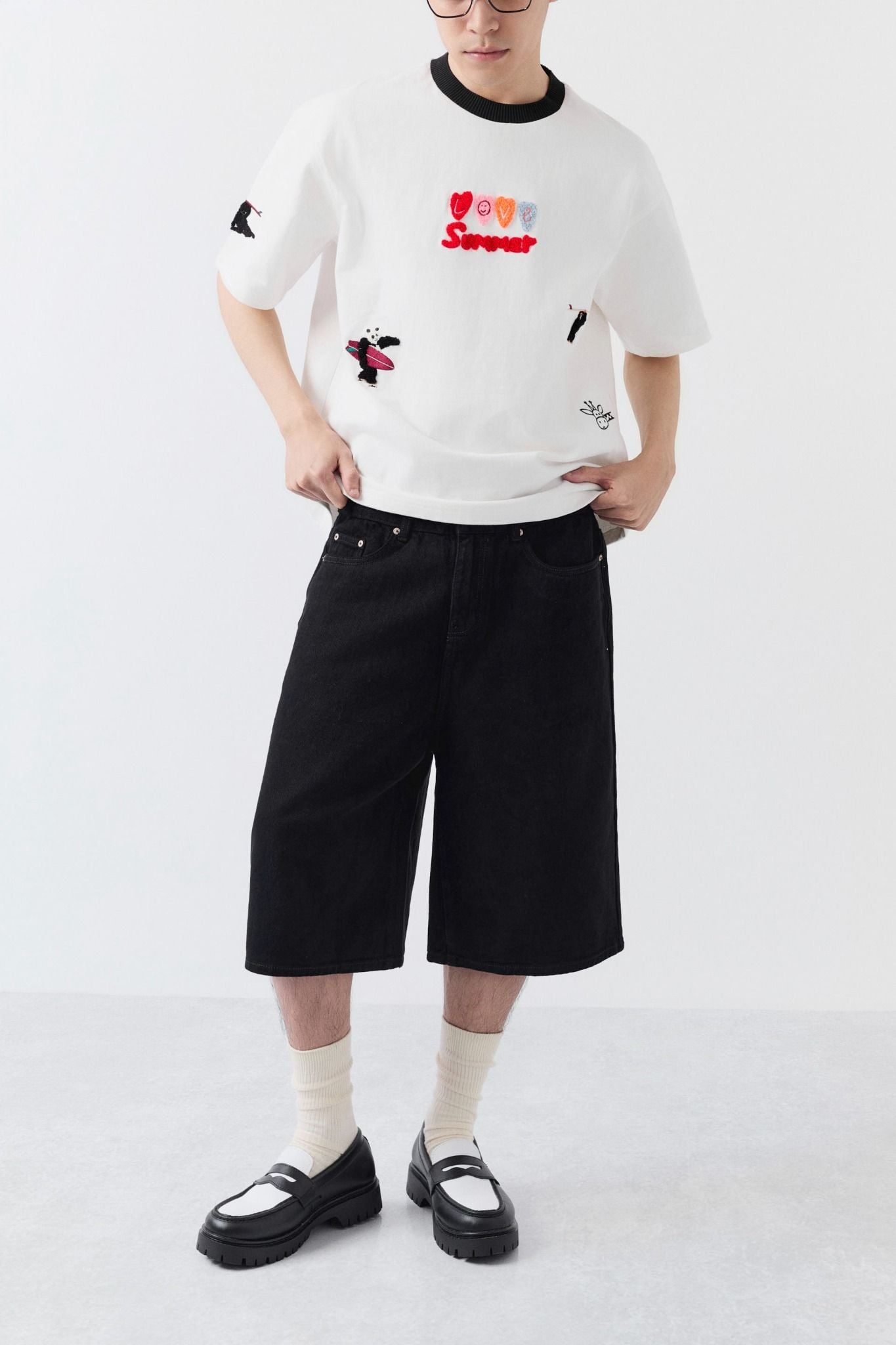 Quần Short Straight Bermuda Logo SMHW Thêu 3D