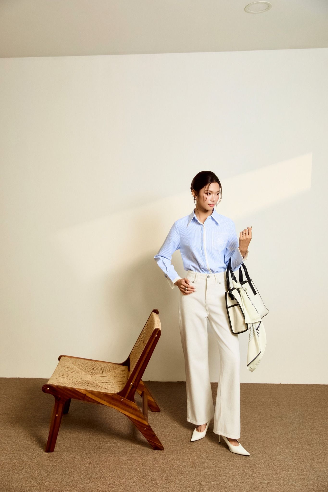 Quần Jean Straight White Basic