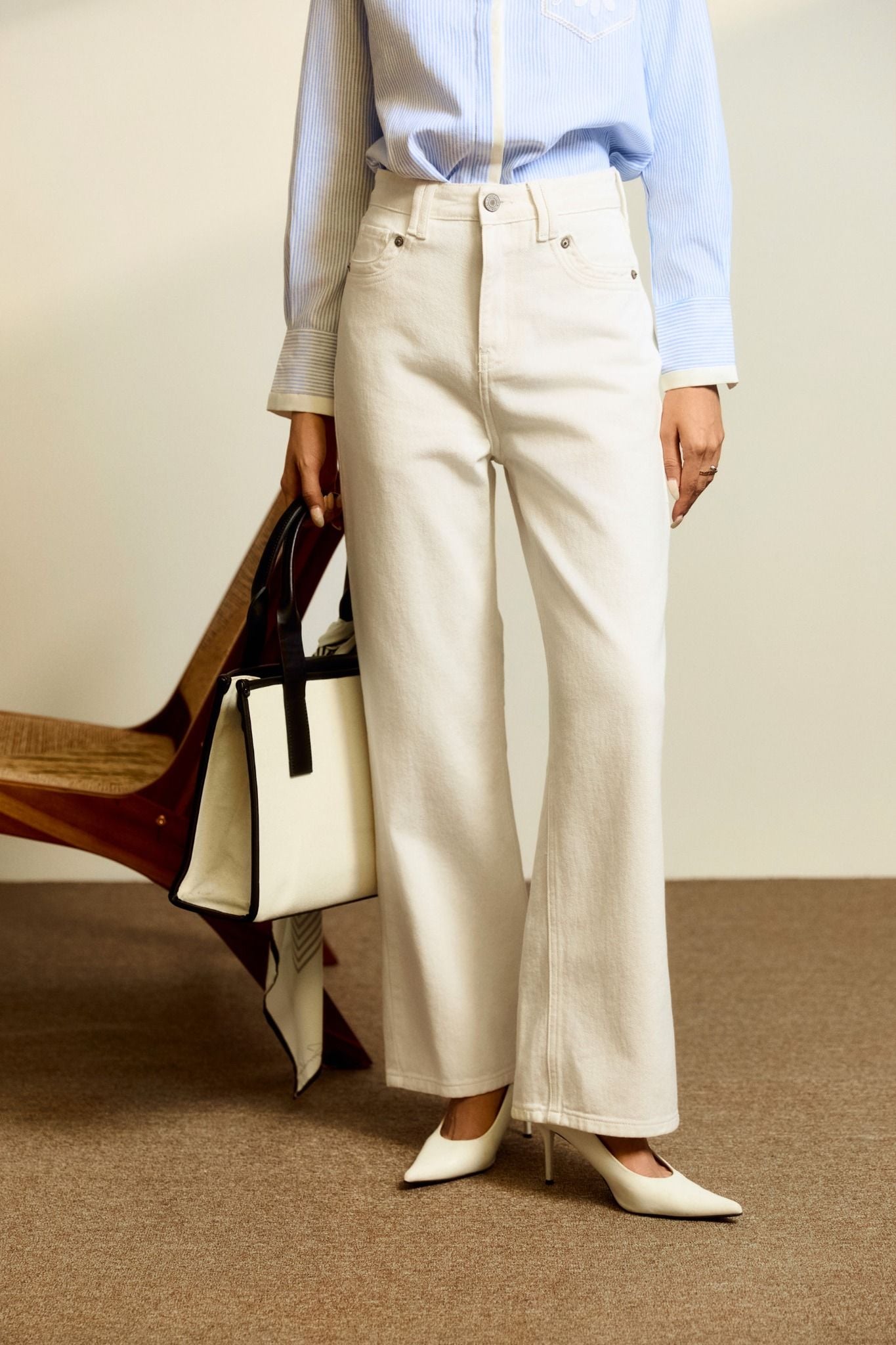 Quần Jean Straight White Basic