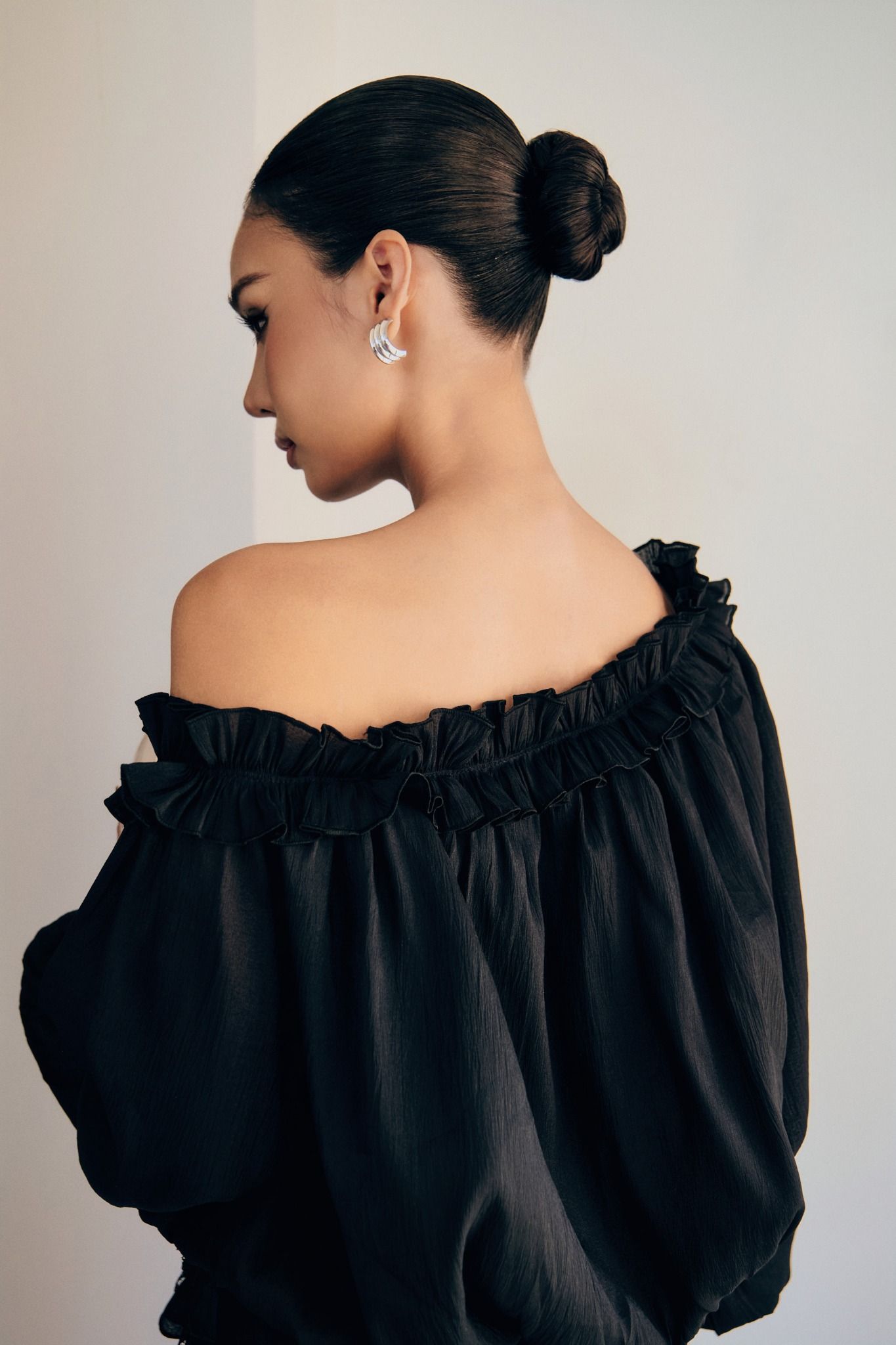 Đầm Ngắn Flowy Layers