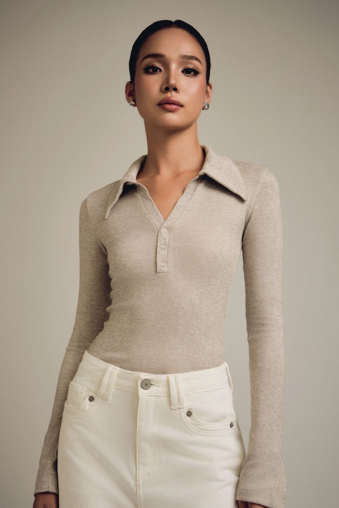 Áo Long Sleeves Collar Vneck Chains