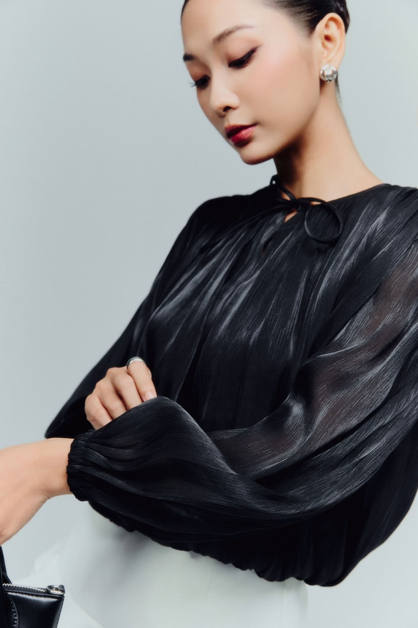 Áo Loose Form Minipleat