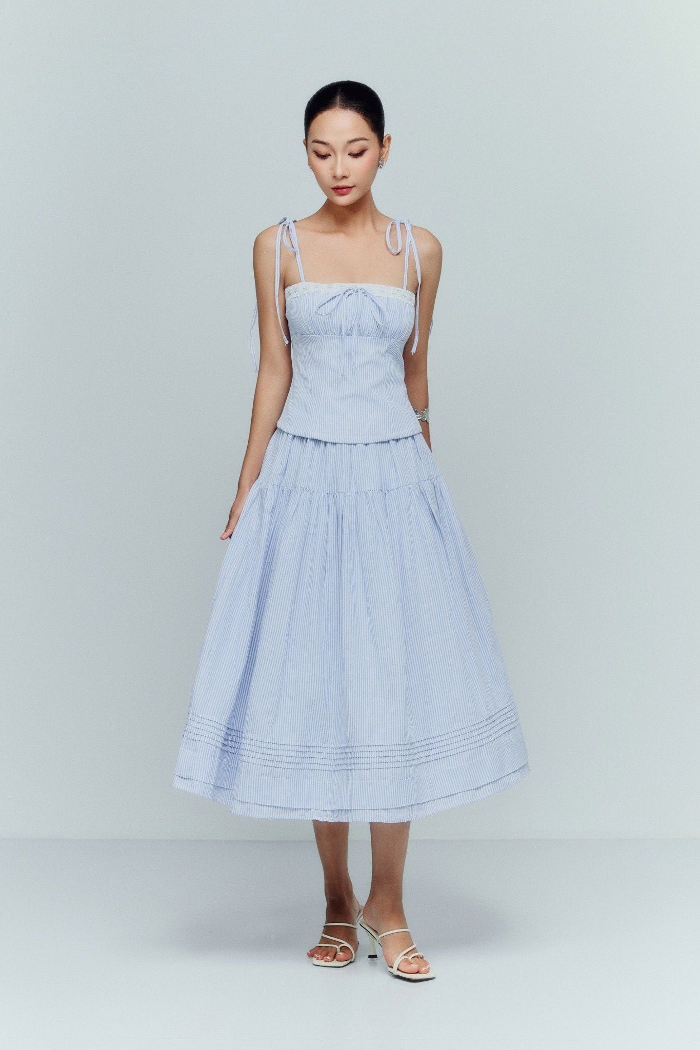 Chân Váy Dài Pinstripe Flowy