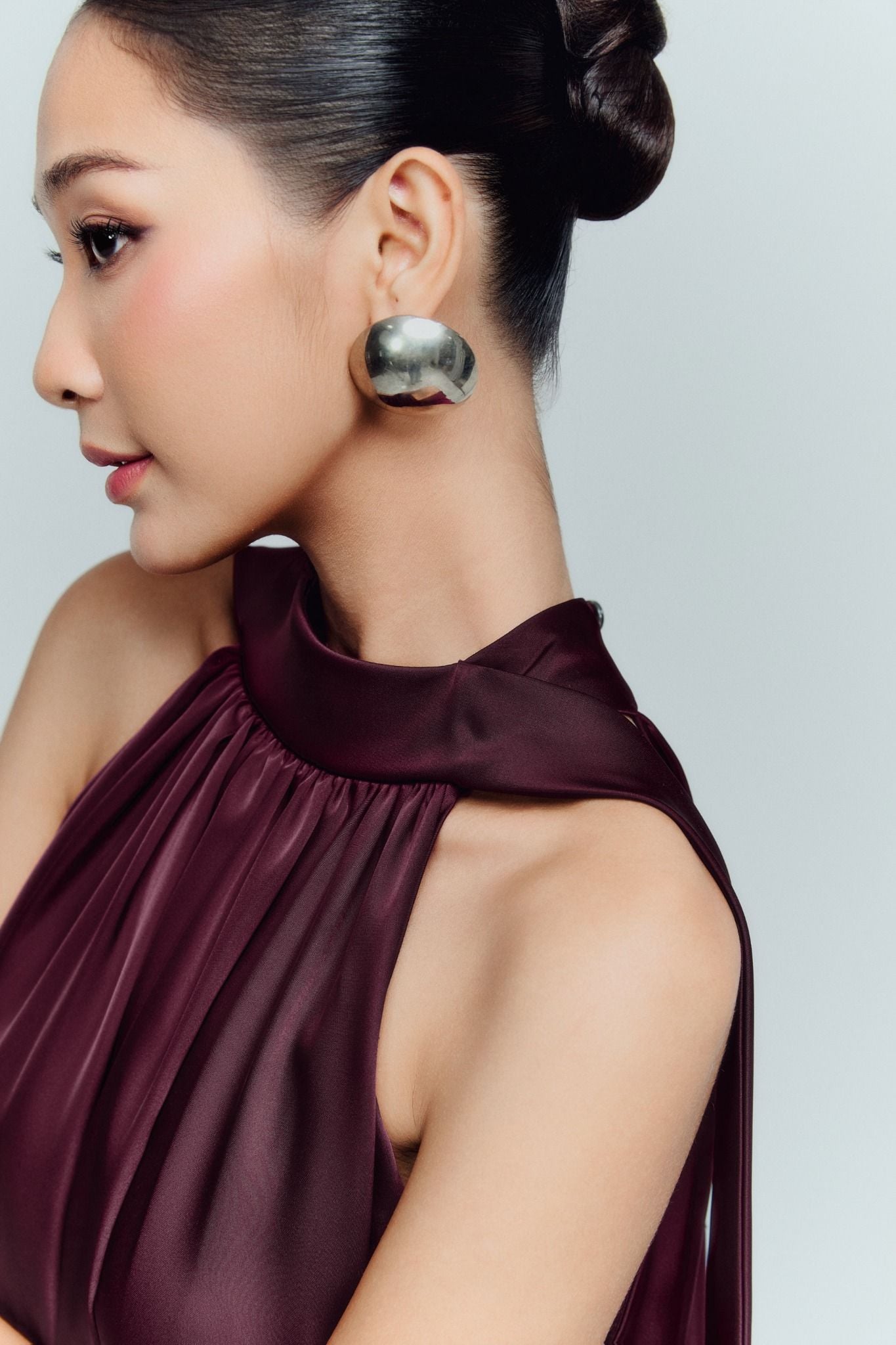 Áo Silk Halter Tiered Mini