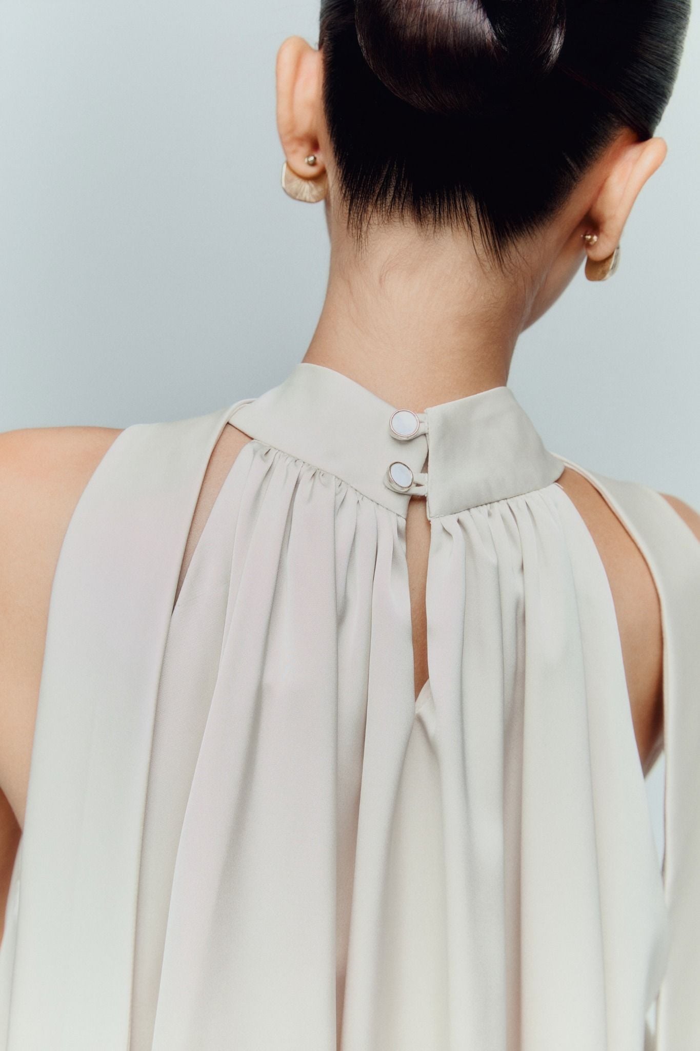 Áo Silk Halter Tiered Mini