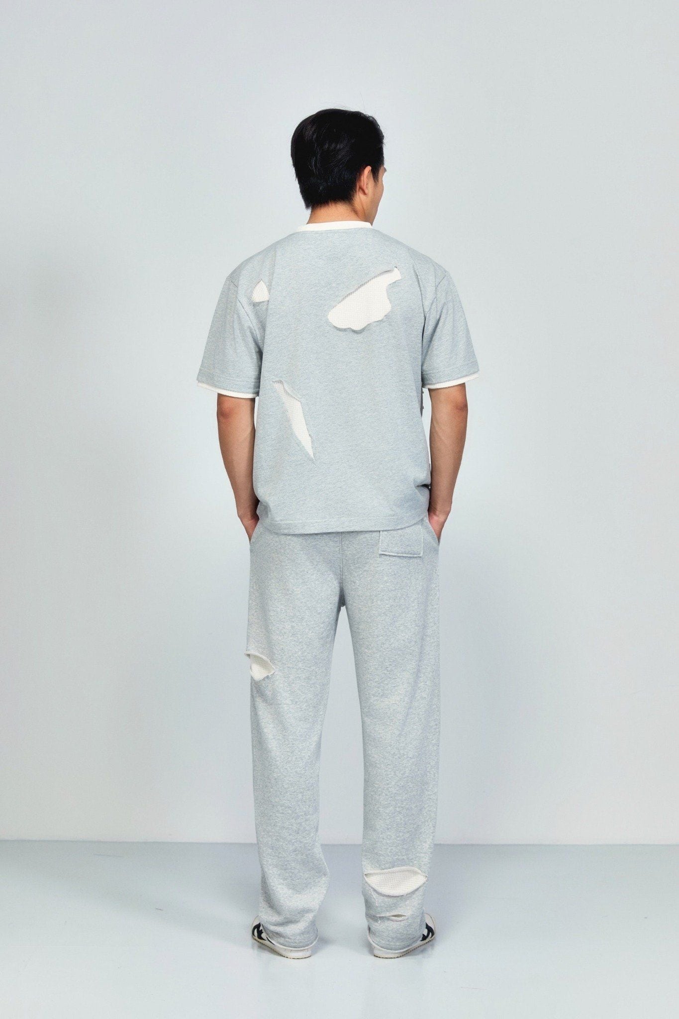 Set The Distressed T-shirt Short