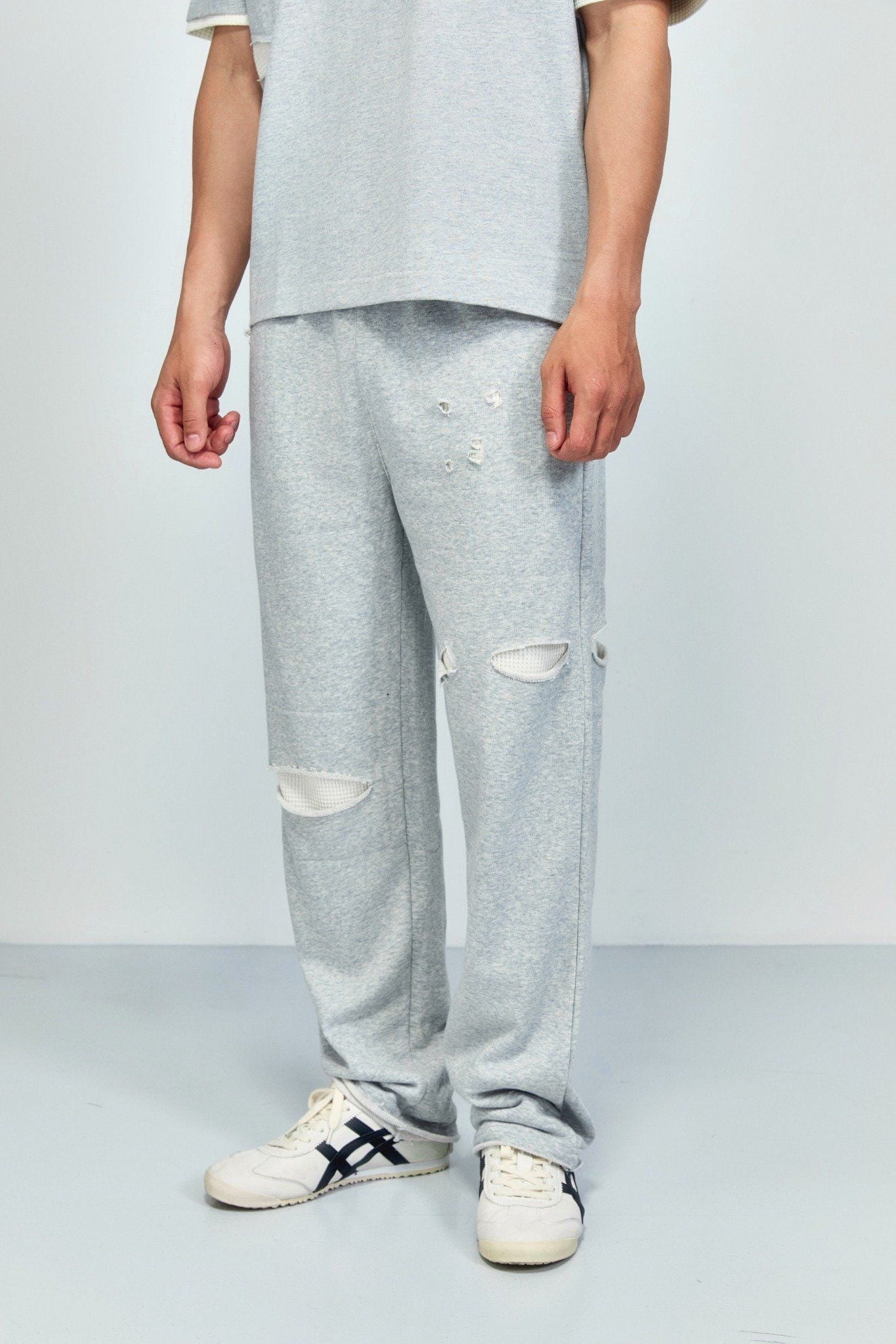 Set The Distressed T-shirt Short