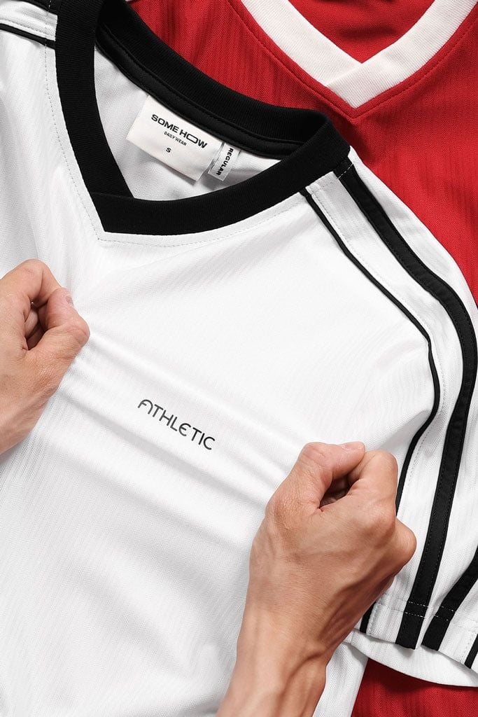 Áo Thun Regular Athletic Vneck