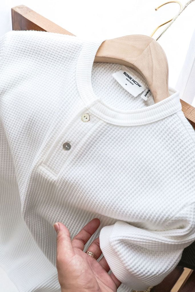 Áo Thun Slimfit Henley Tổ Ong