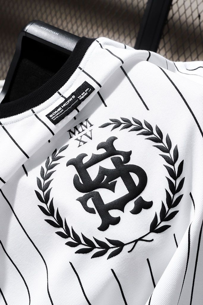 Áo Thun Regular Sọc SomeHow Brand