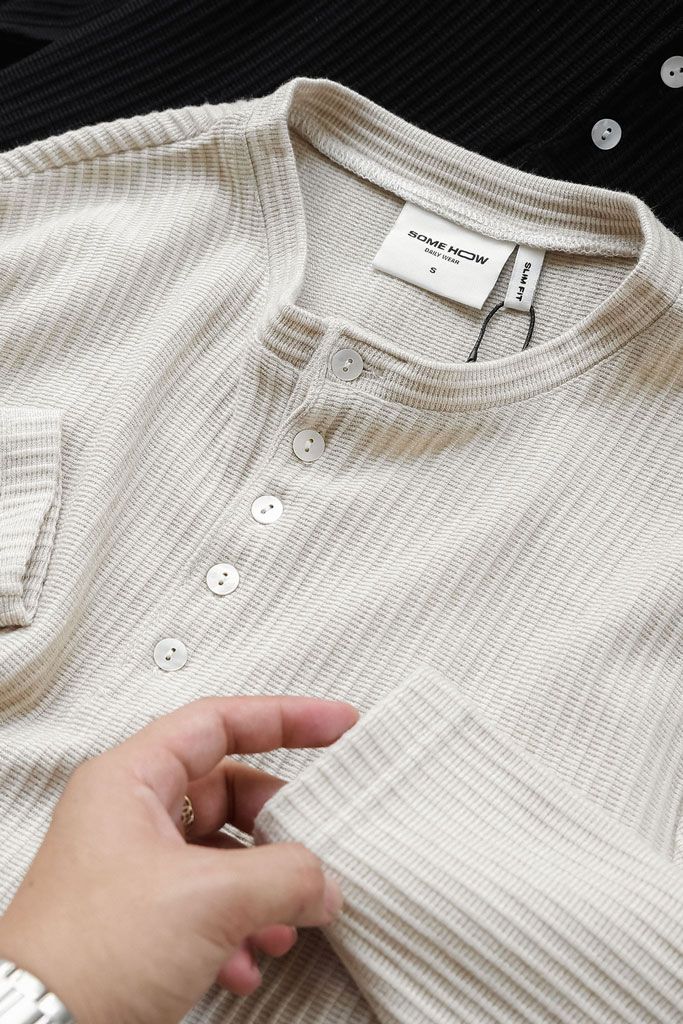 Áo Thun Slimfit Henley Blend Wedding