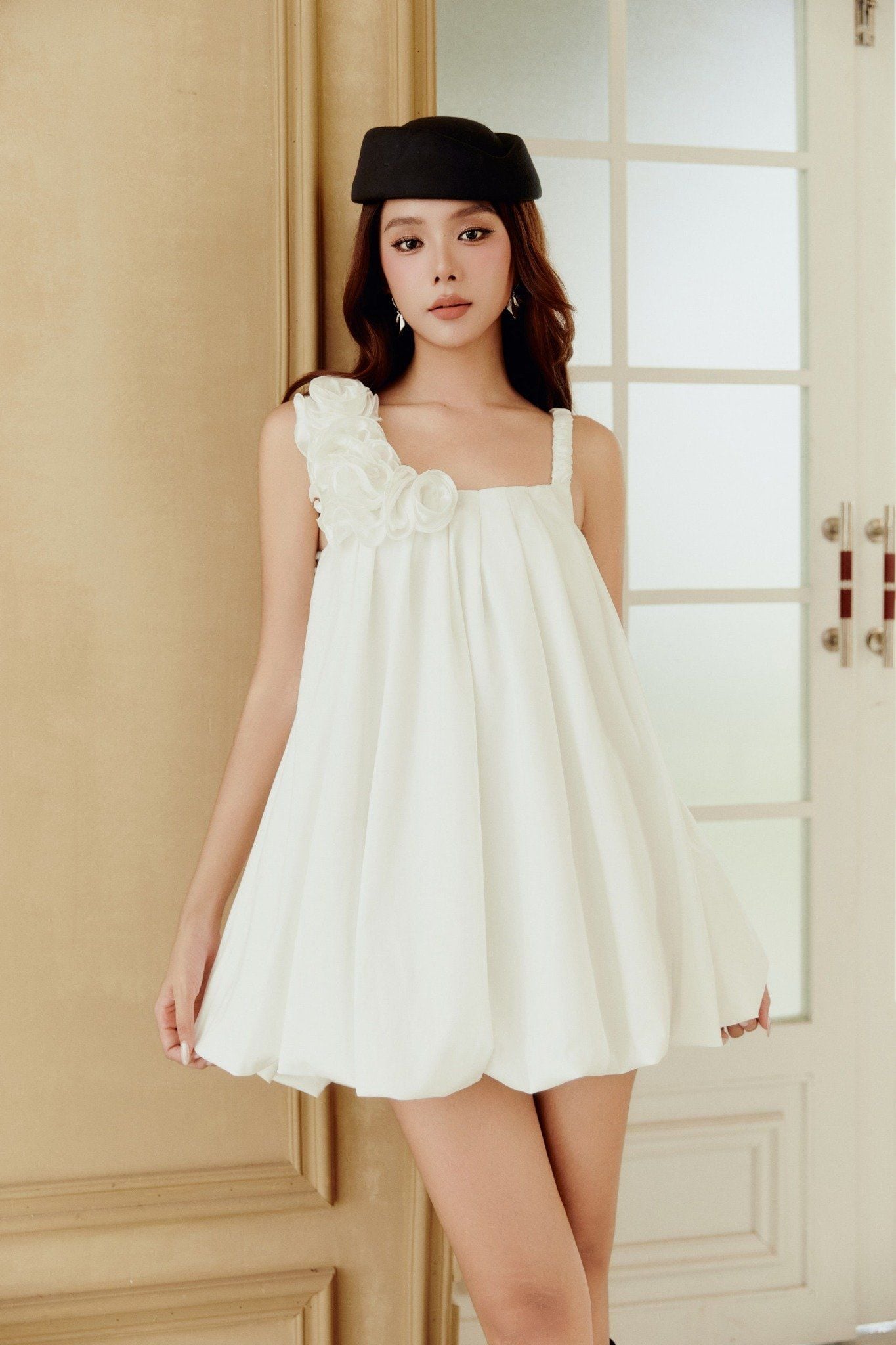 Đầm Ngắn Black White Orchid Petal