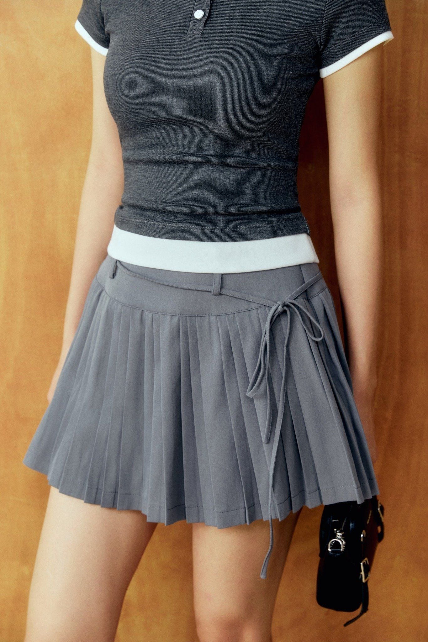 Chân Váy Ngắn Tiny Pleats Khaki