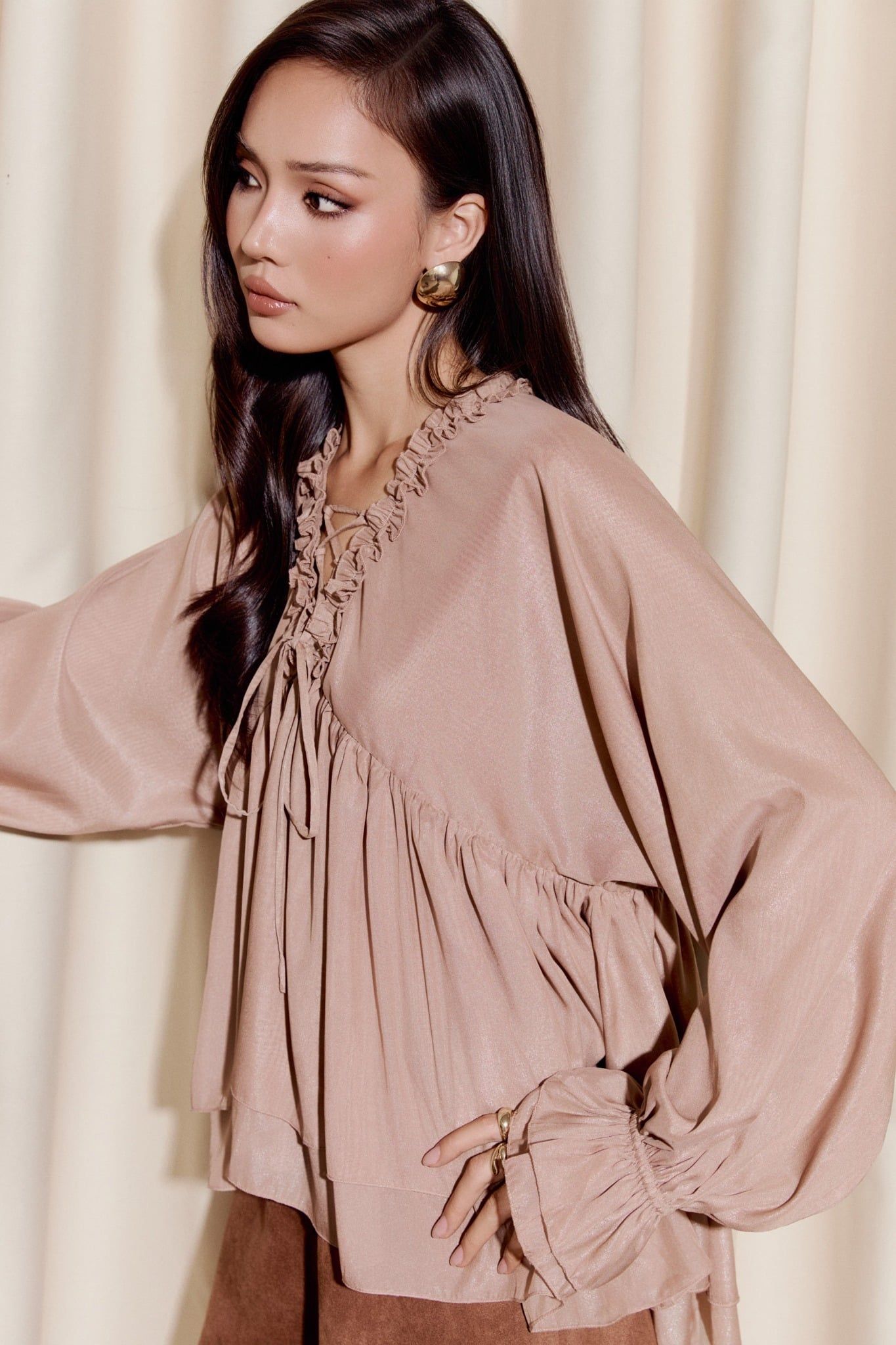 Áo Aera Lotusia Flowy