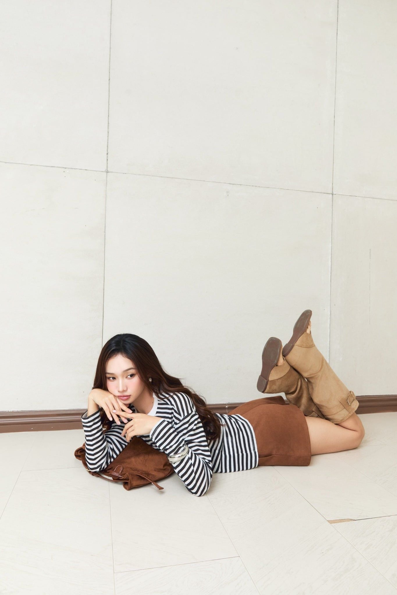 Áo Thun Tay Dài Horizontal Stripe