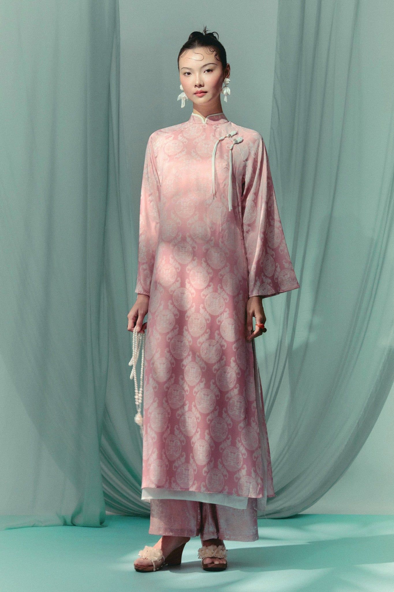 Quần Áo Dài Liên Sương