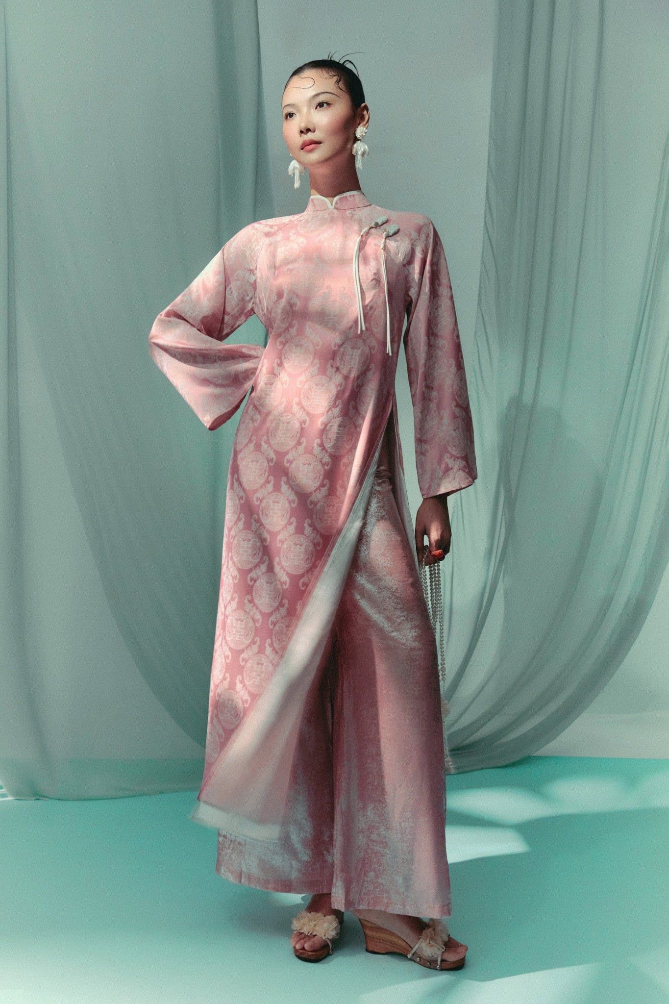  Quần Áo Dài Liên Sương 