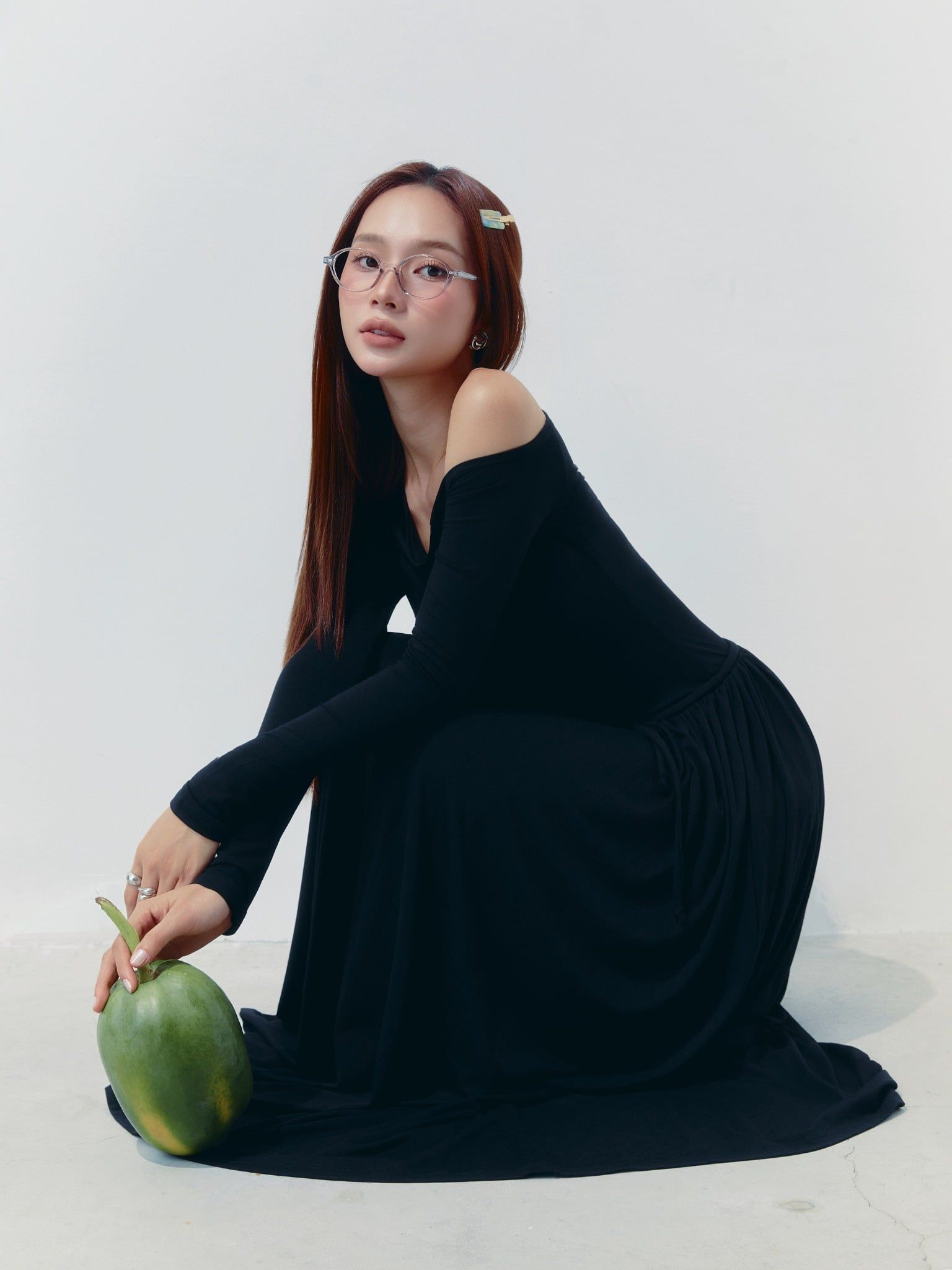 Đầm Dài Velour Muse Black