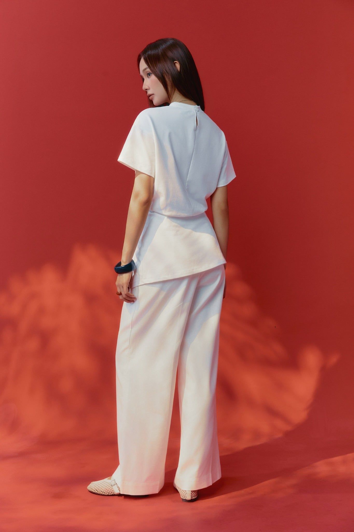 Áo Minimal Twist Top
