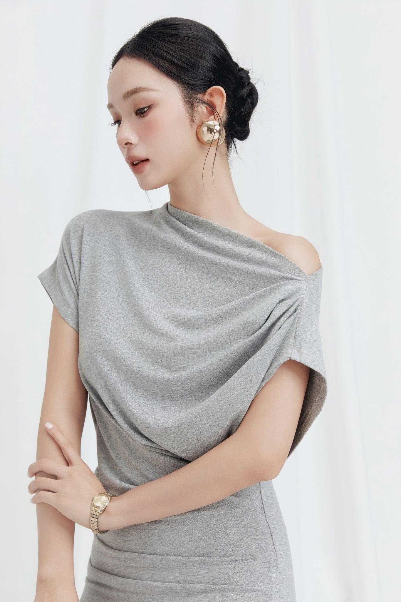 Đầm Ngắn Thun Ôm Lệch Vai Hera Dress