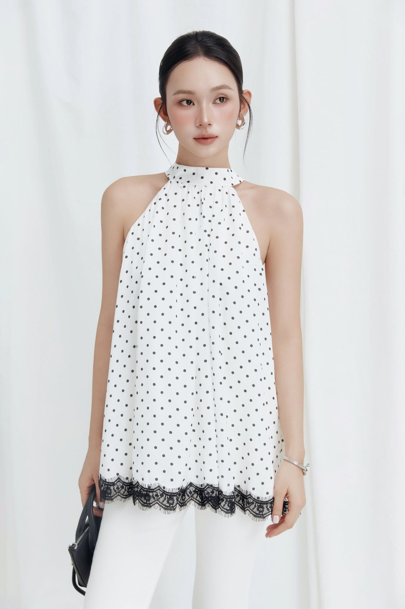 Áo Yếm Chấm Bi Phối Ren Polka Dot Top